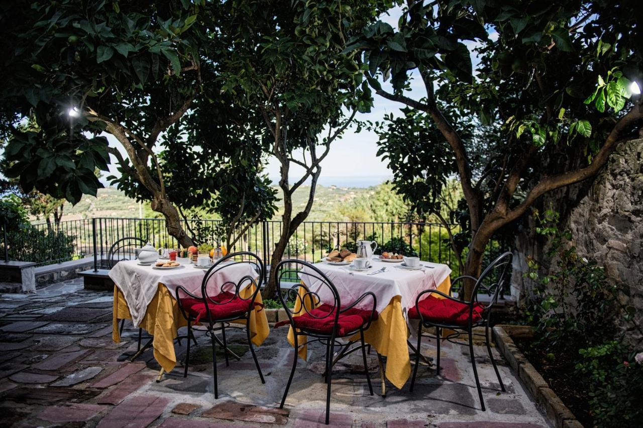 Hotel Villa Gli Asfodeli Tresnuraghes Ngoại thất bức ảnh