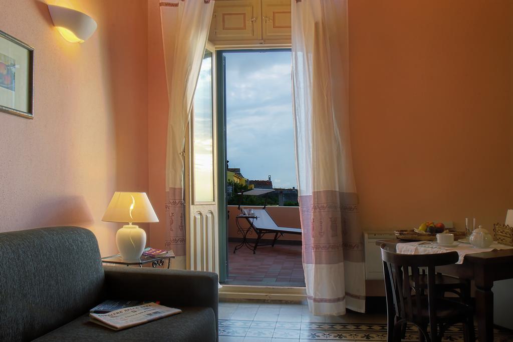 Hotel Villa Gli Asfodeli Tresnuraghes Ngoại thất bức ảnh