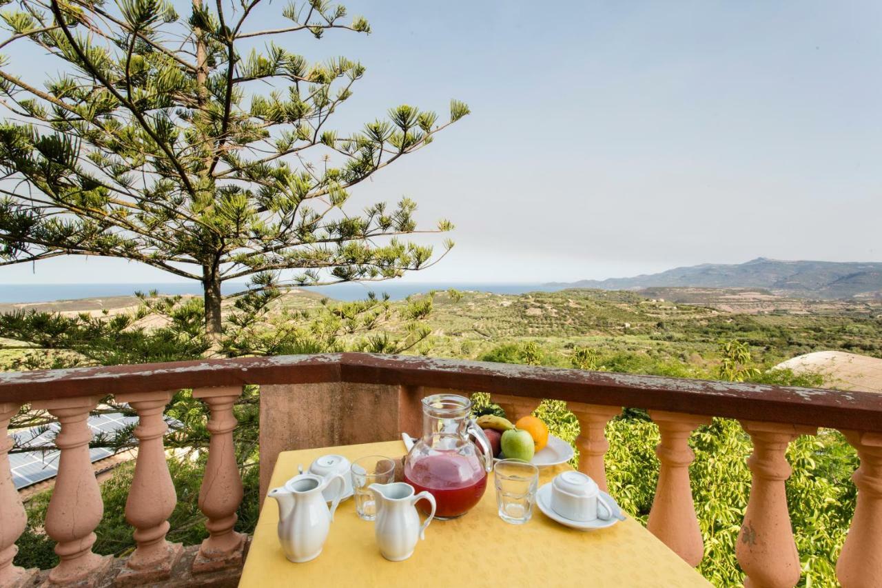 Hotel Villa Gli Asfodeli Tresnuraghes Ngoại thất bức ảnh