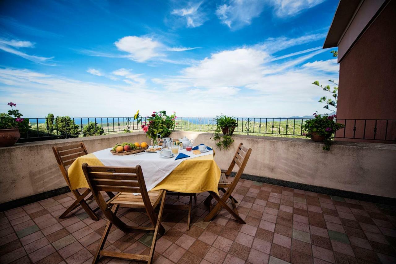 Hotel Villa Gli Asfodeli Tresnuraghes Ngoại thất bức ảnh